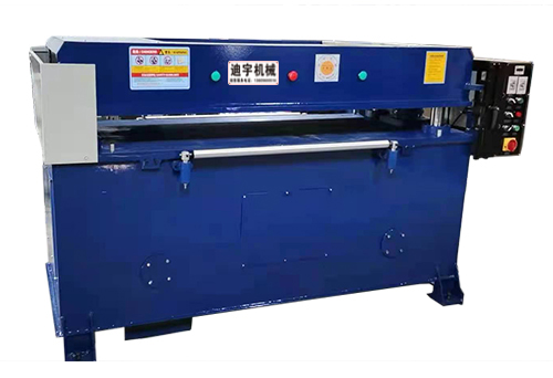 DYA  精密四柱液壓裁斷機